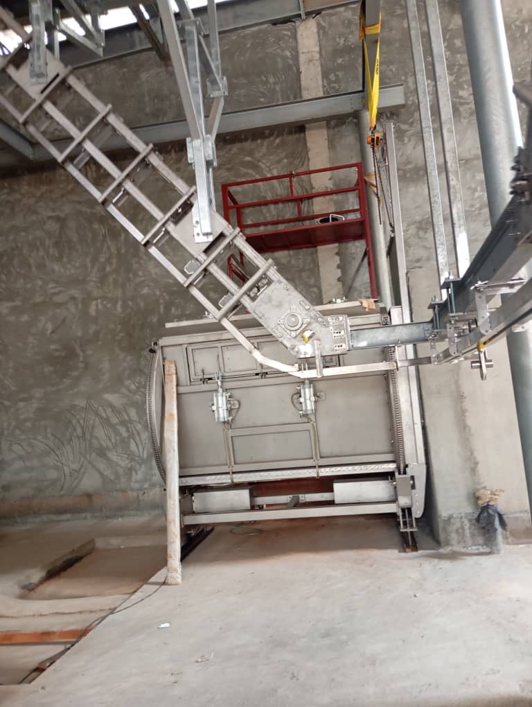 whatsapp image 2025 12 04 at 19.45.49